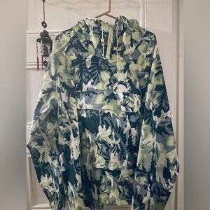 The North Face men’s Anorak (Large) Brand New!